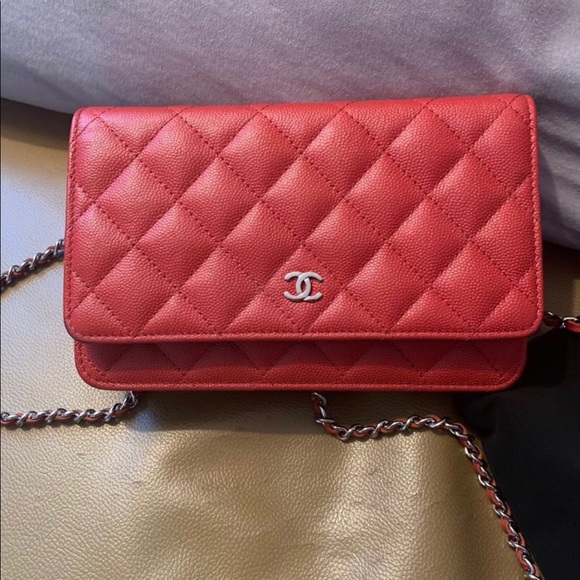 CHANEL Handbags - Chanel woc wallet on chain classic quilted
